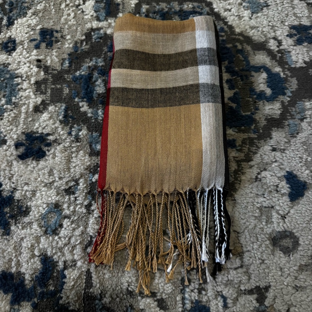 Elegant Plaid Fringe Scarf
